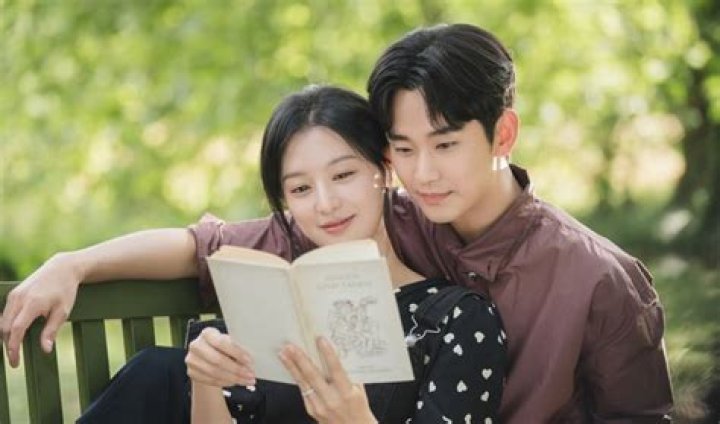 Kim So Hyun and Park Bo Gum: The Dynamic Duo in Drama Series