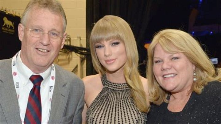 Taylor Swift's Parents Remarry: A Look into Their Love Story and Family Dynamics