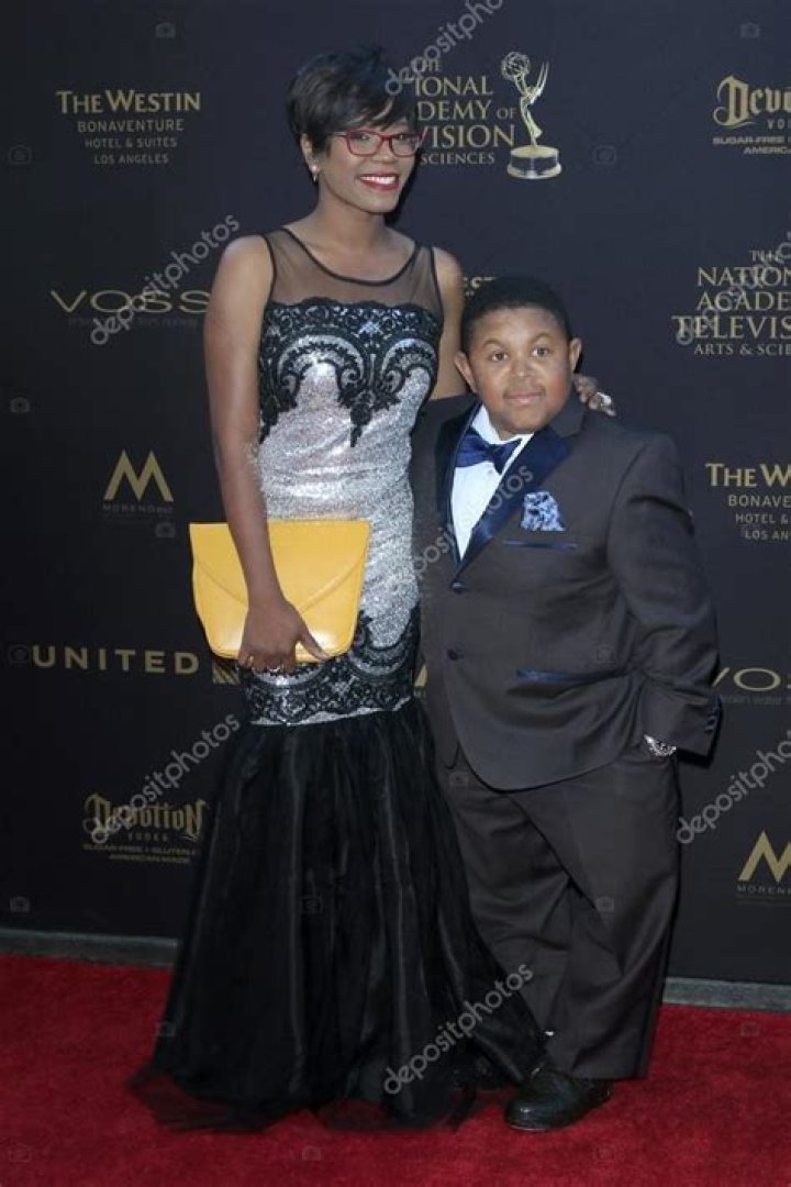 Unveiling the Mystery: Emmanuel Lewis' Wife and Their Life Together