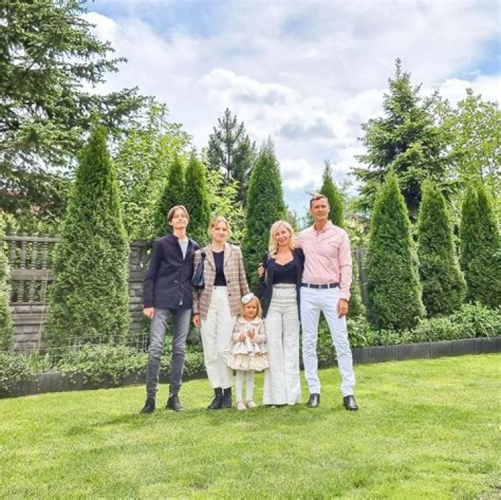 Why Did Karina and Ronald Move to Spain? Unpacking Their Family's Big Decision